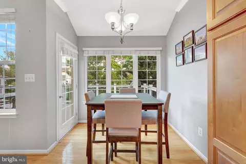 20168 Plum Ridge Ter, Ashburn, VA 20147 photo 11