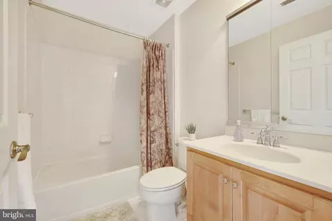 20168 Plum Ridge Ter, Ashburn, VA 20147 photo 25