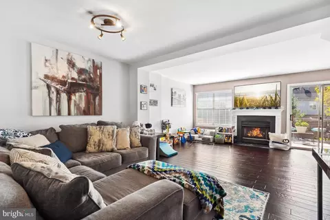 20863 Apollo Ter, Ashburn, VA 20147 photo 11