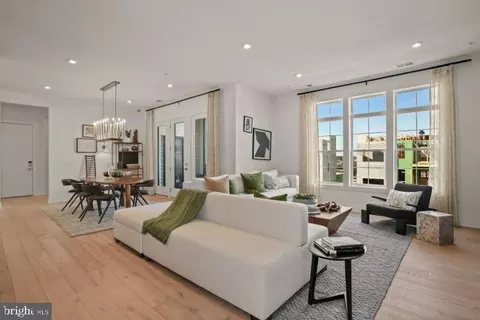 22141 Headwater Ter #300, Ashburn, VA 20148
