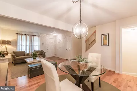 43474 Blacksmith Sq, Ashburn, VA 20147 photo 11