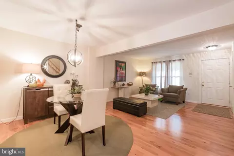 43474 Blacksmith Sq, Ashburn, VA 20147 photo 9