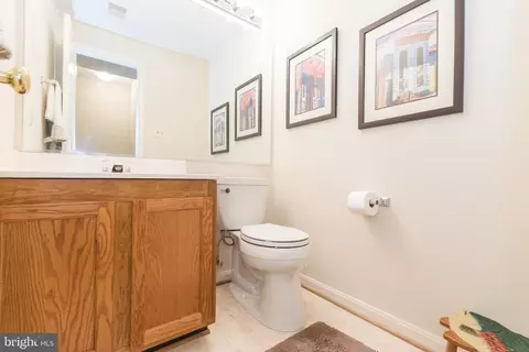 43474 Blacksmith Sq, Ashburn, VA 20147 photo 29
