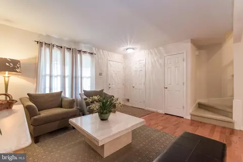 43474 Blacksmith Sq, Ashburn, VA 20147 photo 8