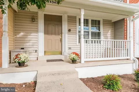 43474 Blacksmith Sq, Ashburn, VA 20147 photo 4