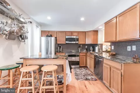 43474 Blacksmith Sq, Ashburn, VA 20147 photo 14