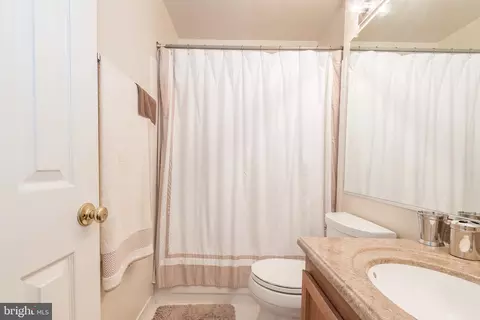 43474 Blacksmith Sq, Ashburn, VA 20147 photo 23