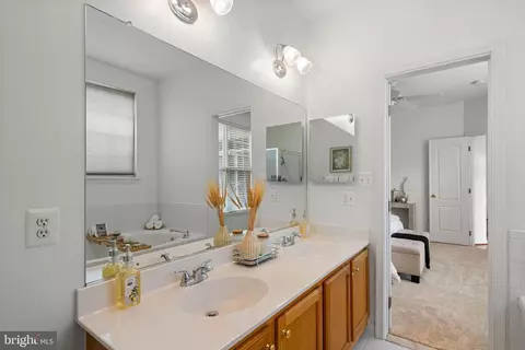 43285 Elk View Ter, Ashburn, VA 20147 photo 22