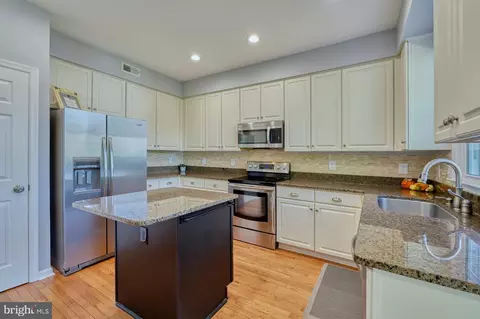 43369 Wayside Cir, Ashburn, VA 20147 photo 15