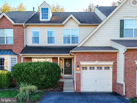 43593 Dunhill Cup Sq, Ashburn, VA 20147