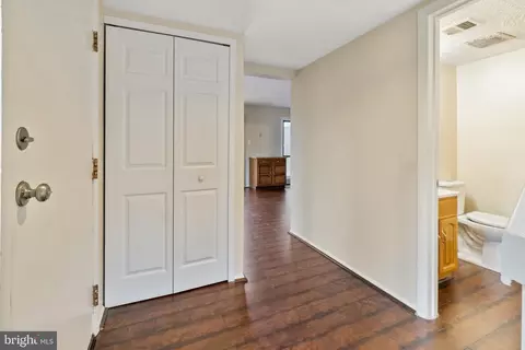 214 Willow Ter, Sterling, VA 20164 photo 28
