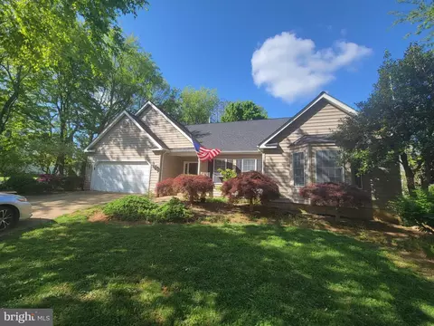 313 Burnleigh Ct, Purcellville, VA 20132