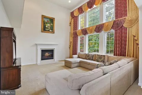 25968 Stinger Dr, Chantilly, VA 20152 photo 9