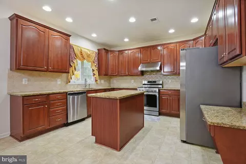 25968 Stinger Dr, Chantilly, VA 20152 photo 13