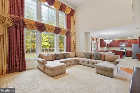 25968 Stinger Dr, Chantilly, VA 20152 photo 10