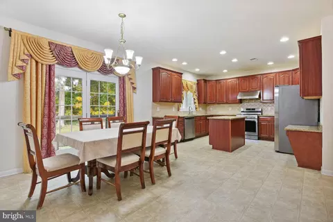 25968 Stinger Dr, Chantilly, VA 20152 photo 12