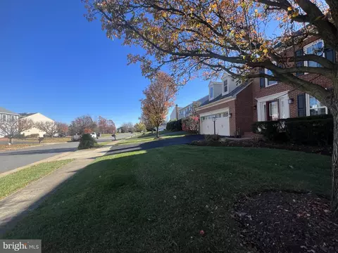 43183 Hunt Manor Ct, Ashburn, VA 20147 photo 26