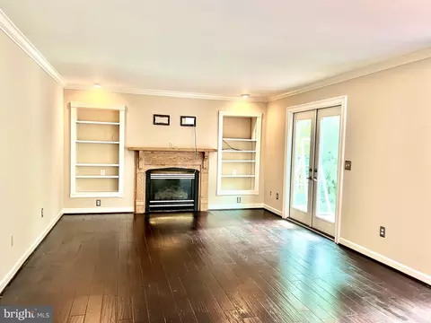 43183 Hunt Manor Ct, Ashburn, VA 20147 photo 7