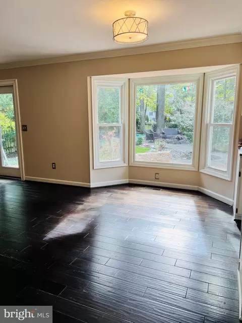 43183 Hunt Manor Ct, Ashburn, VA 20147 photo 8