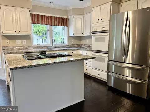 43183 Hunt Manor Ct, Ashburn, VA 20147 photo 5