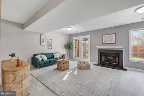 21118 Dray Ter, Ashburn, VA 20147 photo 6