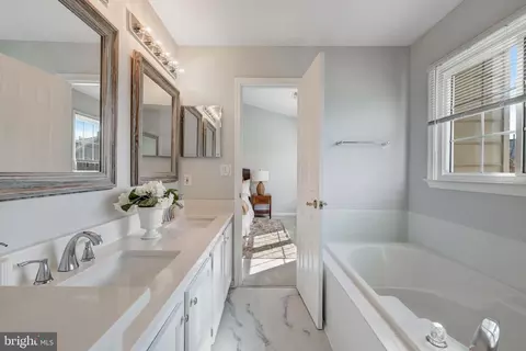 21118 Dray Ter, Ashburn, VA 20147 photo 35