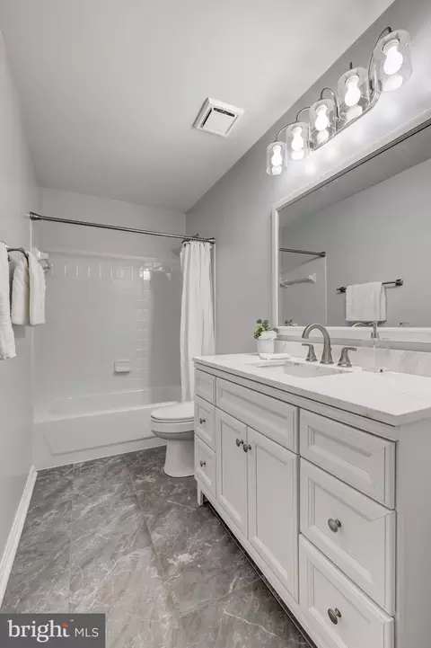 21118 Dray Ter, Ashburn, VA 20147 photo 38
