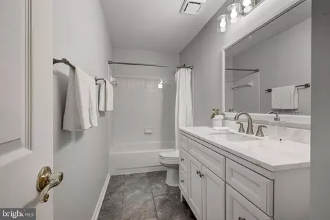 21118 Dray Ter, Ashburn, VA 20147 photo 39