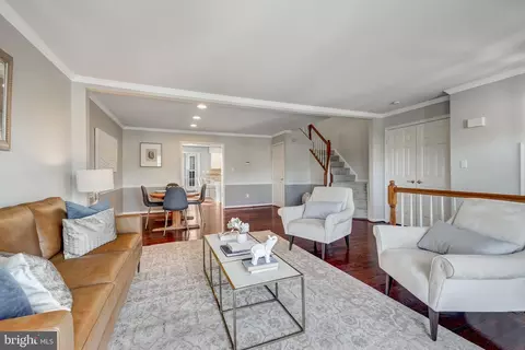21118 Dray Ter, Ashburn, VA 20147 photo 2