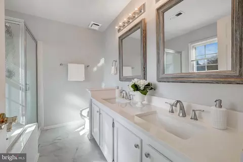 21118 Dray Ter, Ashburn, VA 20147 photo 5
