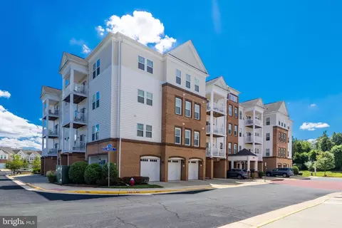 43138 Stillwater #203, Ashburn, VA 20148
