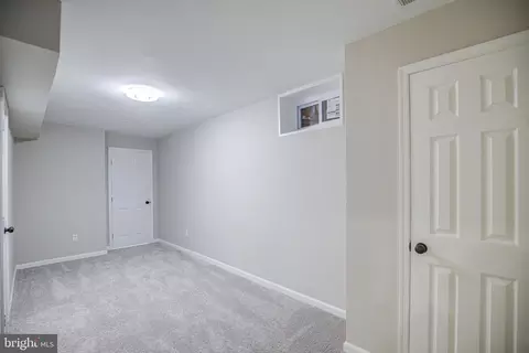 203 Keyes Ct, Sterling, VA 20164 photo 28