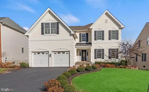43858 Camellia St, Ashburn, VA 20147