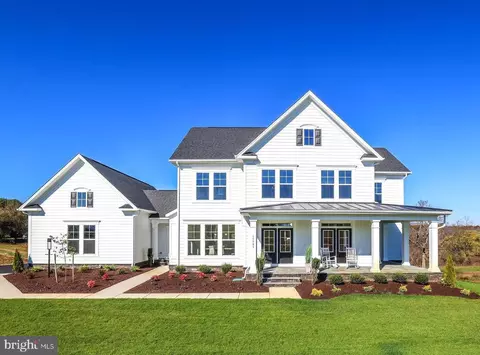 15901 Berlin Tpke, Purcellville, VA 20132