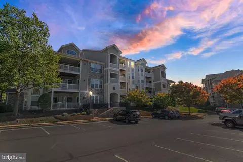 502 Sunset View Ter SE #407, Leesburg, VA 20175