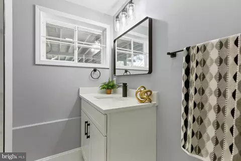103 E Staunton Ave, Sterling, VA 20164 photo 42