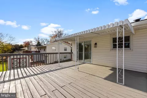 103 E Staunton Ave, Sterling, VA 20164 photo 18