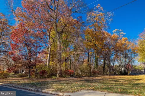 East D, Purcellville, VA 20132