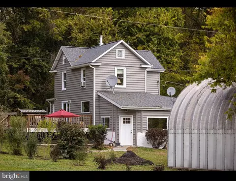 39274 Irene Rd, Hamilton, VA 20158 photo 3