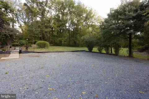 39274 Irene Rd, Hamilton, VA 20158 photo 11
