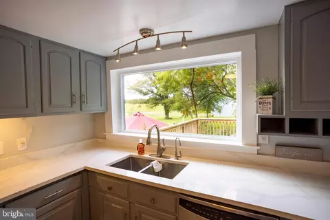 39274 Irene Rd, Hamilton, VA 20158 photo 21