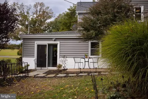 39274 Irene Rd, Hamilton, VA 20158 photo 9