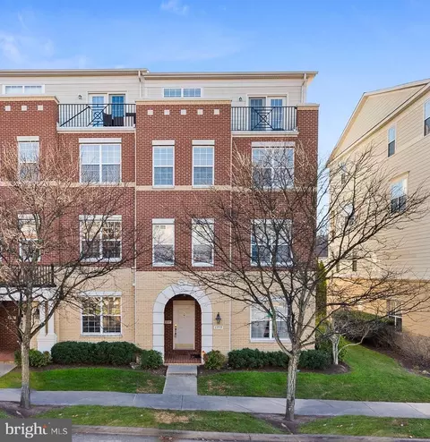 43597 Mcdowell Sq, Leesburg, VA 20176