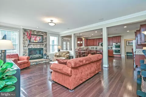 42685 Lantana Dr, Brambleton, VA 20148 photo 23