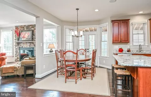 42685 Lantana Dr, Brambleton, VA 20148 photo 30