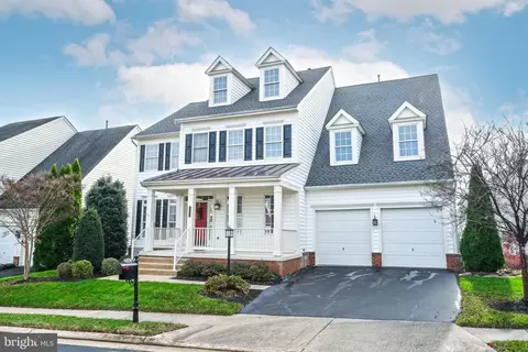 42685 Lantana Dr, Brambleton, VA 20148 photo 4
