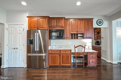 42685 Lantana Dr, Brambleton, VA 20148 photo 33