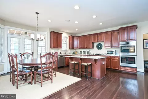 42685 Lantana Dr, Brambleton, VA 20148 photo 28