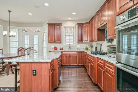 42685 Lantana Dr, Brambleton, VA 20148 photo 31