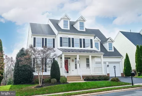 42685 Lantana Dr, Brambleton, VA 20148 photo 2
